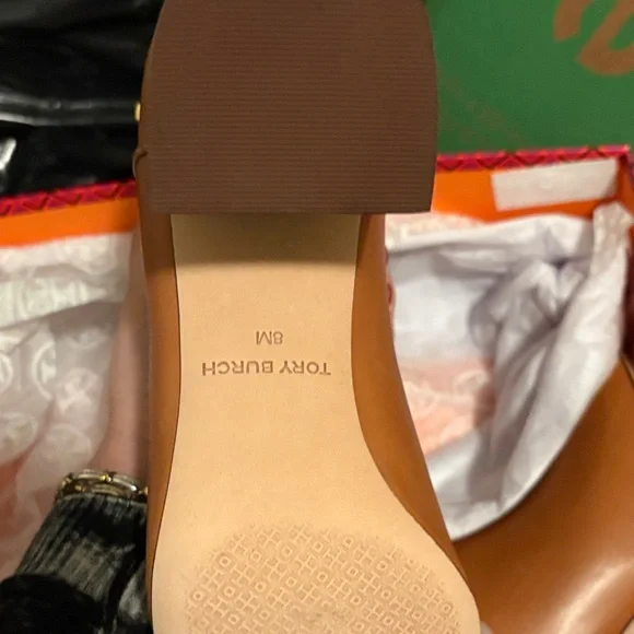 NWT Tory Burch Brown Leather Heeled Boots - Picture 3 of 5